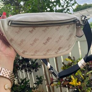 Coach Warren Mini Cream Belt Bag